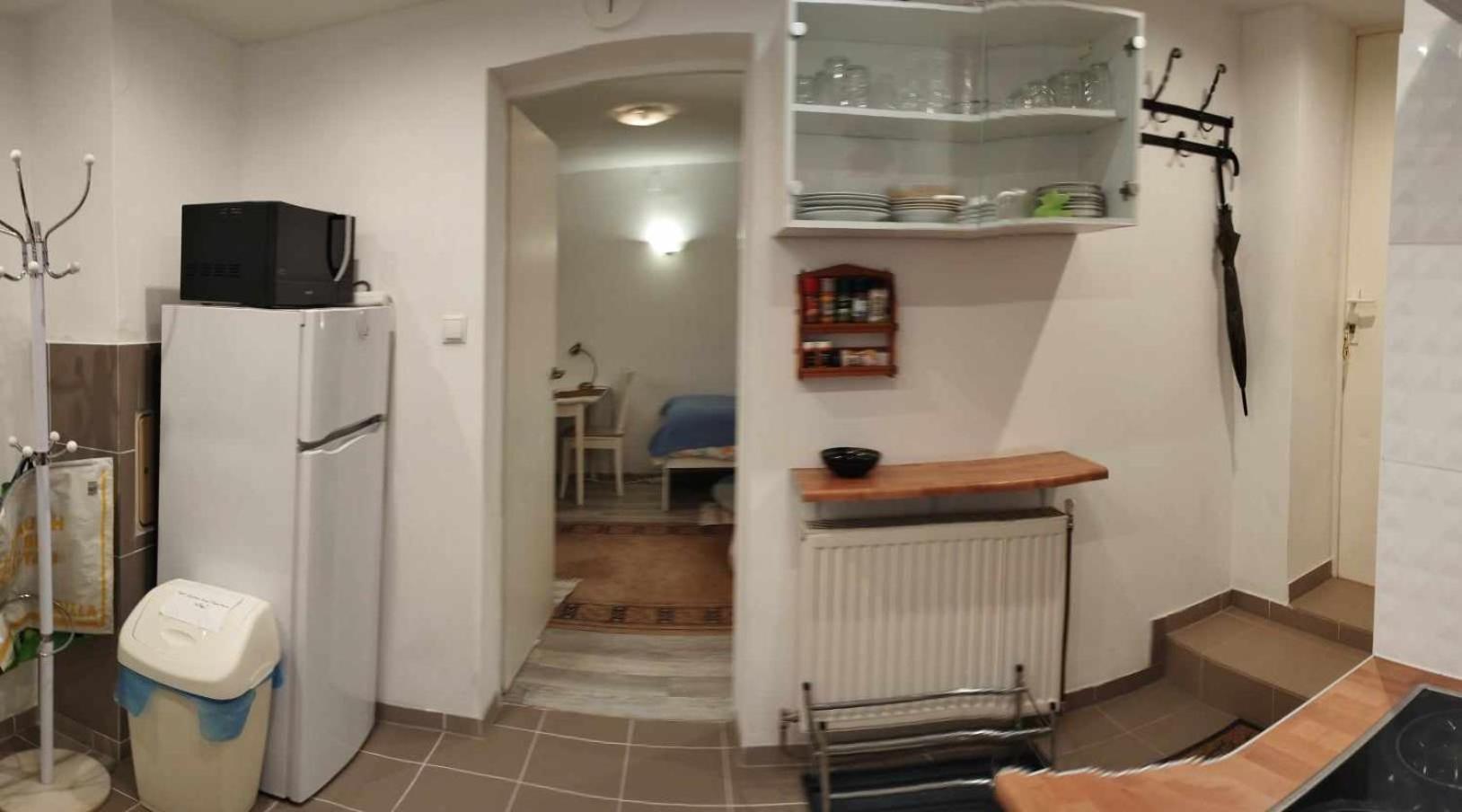 B&B Family Basement Apartment, Breakfast, Free Parking, 5Km From Tulln Chorherrn Exterior photo