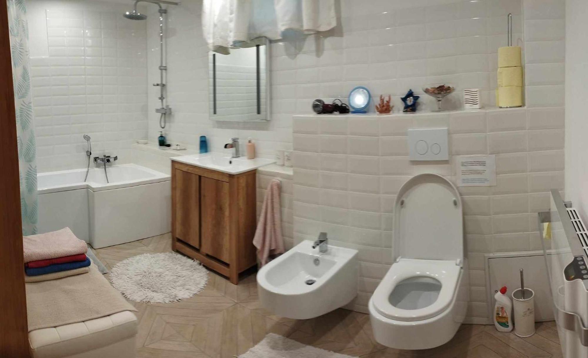 B&B Family Basement Apartment, Breakfast, Free Parking, 5Km From Tulln Chorherrn Exterior photo